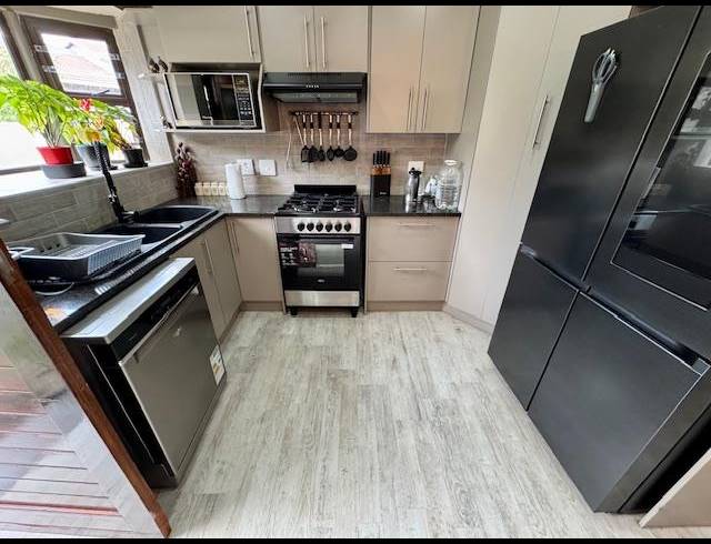 3 BEDROOM CLUSTER FOR SALE IN RYNFIELD